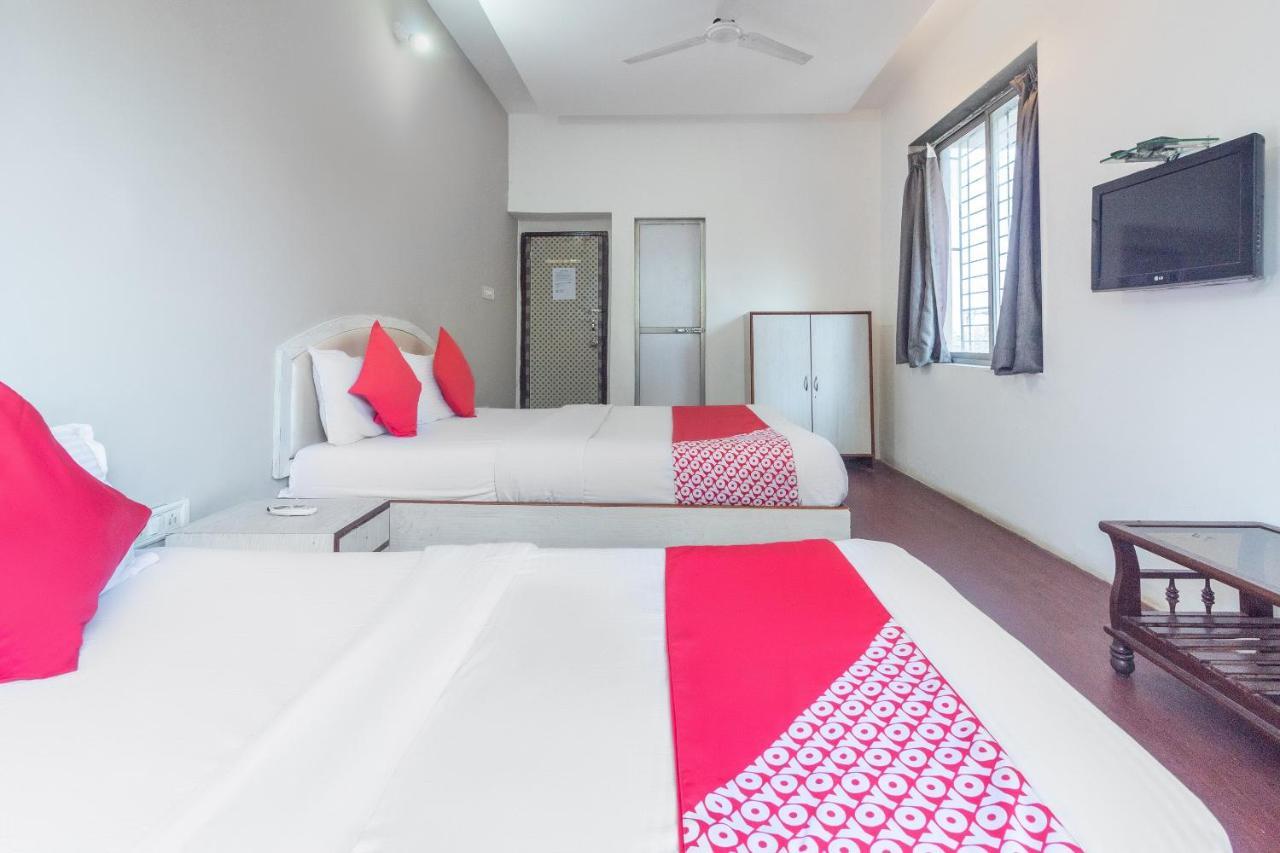 Oyo 71397 Hotel Guru Mumbai Exterior photo